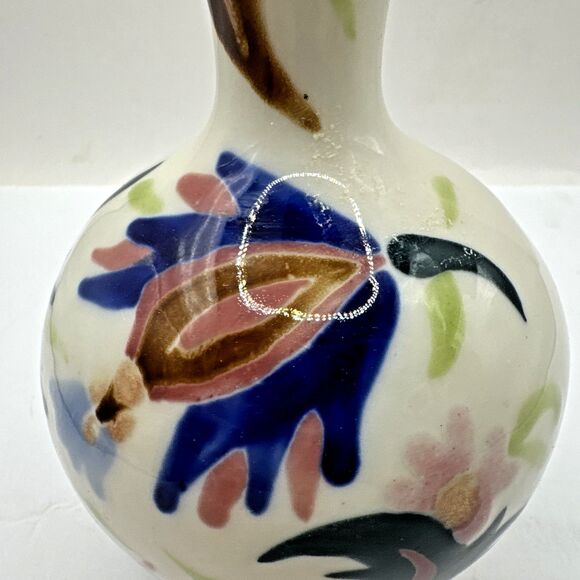 Stunning Zsolnay Hungary Porcelain Hand Painted Floral Flowers Vase numbered - Picture 2 of 9